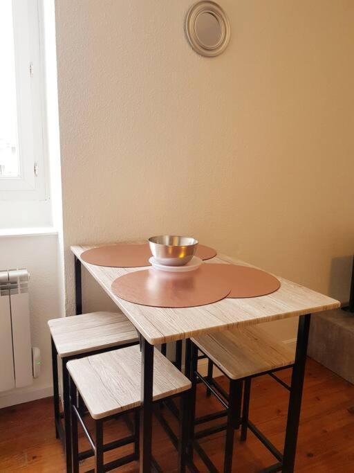 Appartement Le Jeanne 4/6 Couchages, Wifi, Sanctuaire à Lourdes Extérieur photo